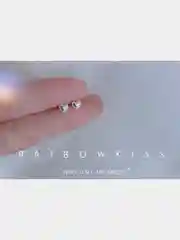 Миниатюрные серьги гвоздики