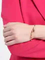 Конфетный браслет из бисера с подвеской