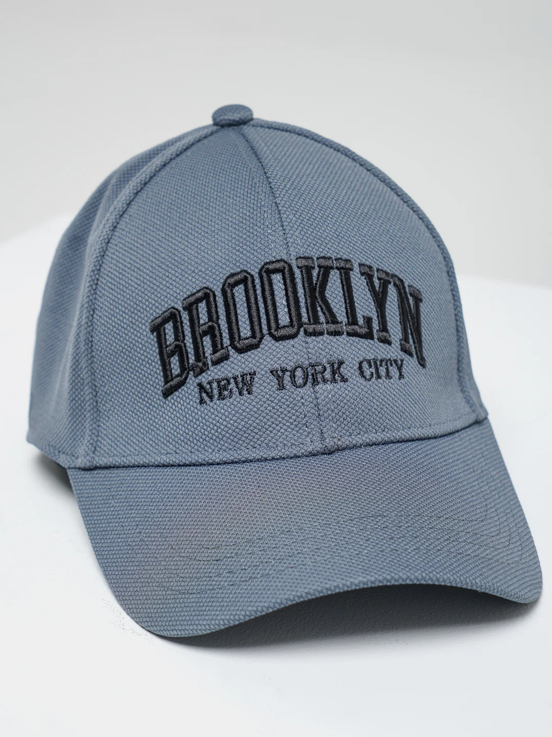 Серый бейсболка унисекс с вышивкой Brooklyn, разные цвета