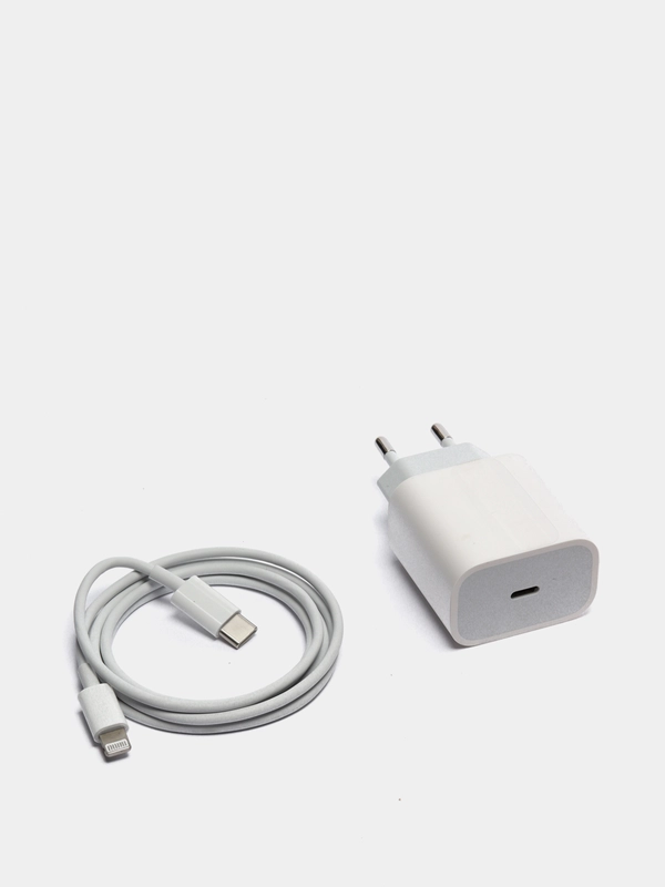 Сетевое зарядное устройство для iPhone 11 / 12 /13 Pro Max , USB-C PD 20W, с кабелем/ СЗУ