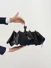 Синий зонт с чехлом