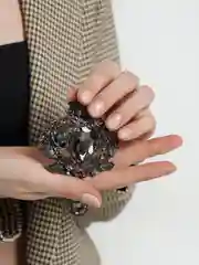 Тёмно-серый брошь винтажная с кристаллом, 10 х 7,5 см