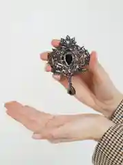 Черный брошь винтажная с кристаллом, 10 х 7,5 см