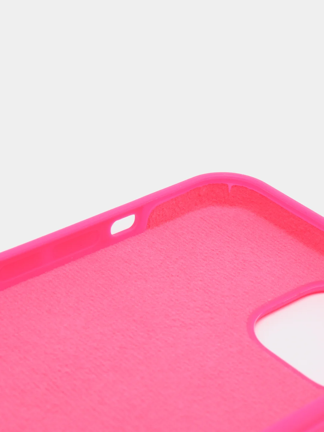 Фуксия чехол Silicone Case для iPhone 13 / 13 Pro / 13 Pro Max с открытым низом
