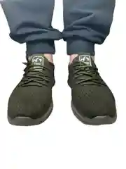 Мужские кроссовки