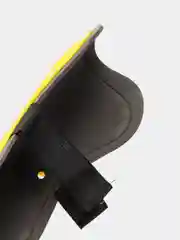 Белый щитки футбольные