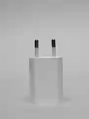 Зарядное устройство 5V 1A для iPhone 5 5S 6 6S 7 7Pl (плоский) с USB выходом FOXCONN