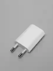Зарядное устройство 5V 1A для iPhone 5 5S 6 6S 7 7Pl (плоский) с USB выходом FOXCONN