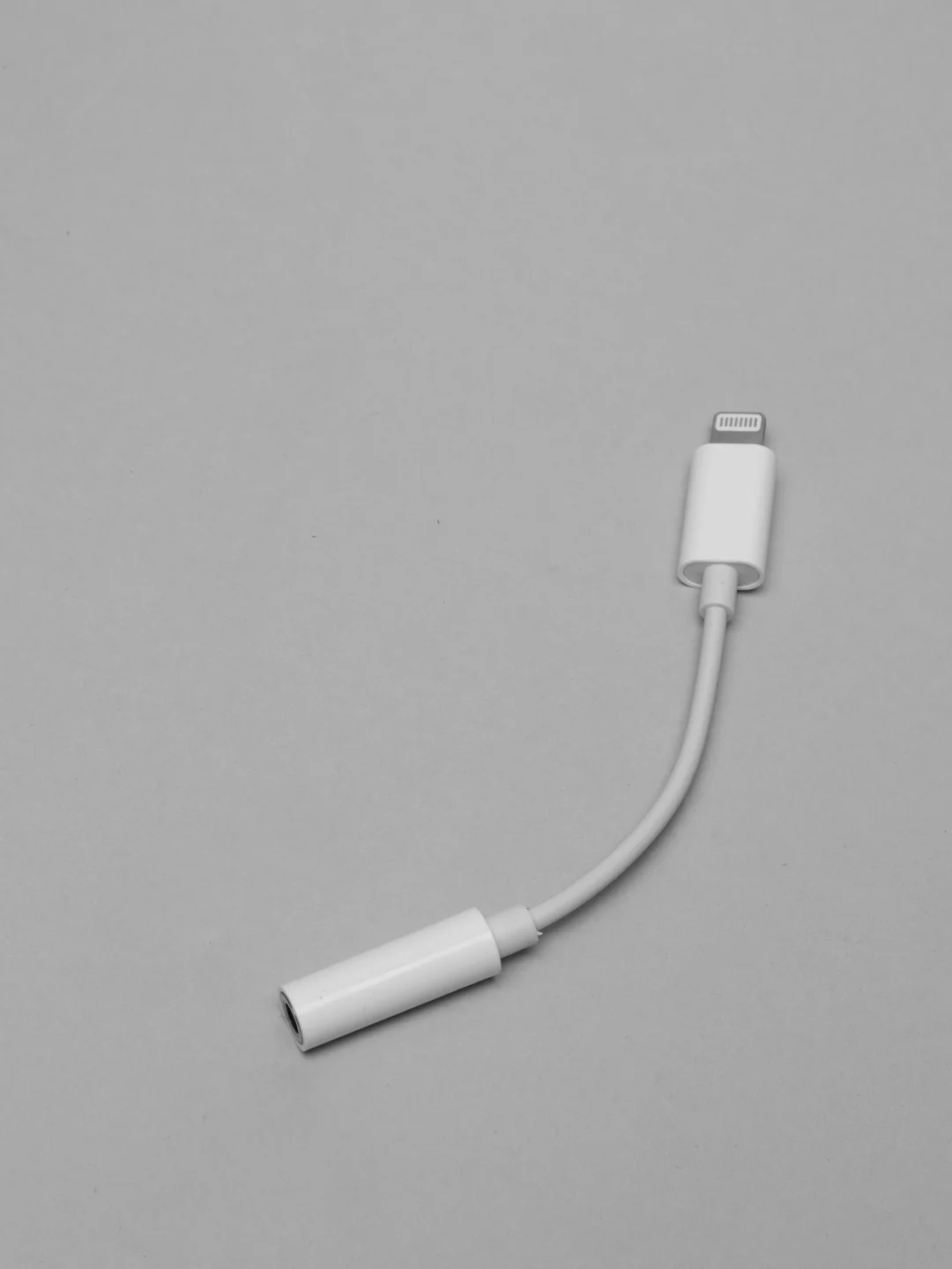 Кабель переходник для iPhone 7, 7, X, 11, 12, 13, 14 Plus Lightning - 3.5mm Jack AUX для