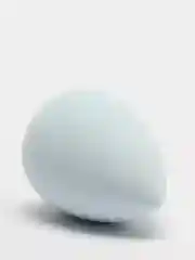 Голубой спонж для макияжа