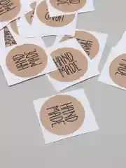 Красный наклейки "handmade"