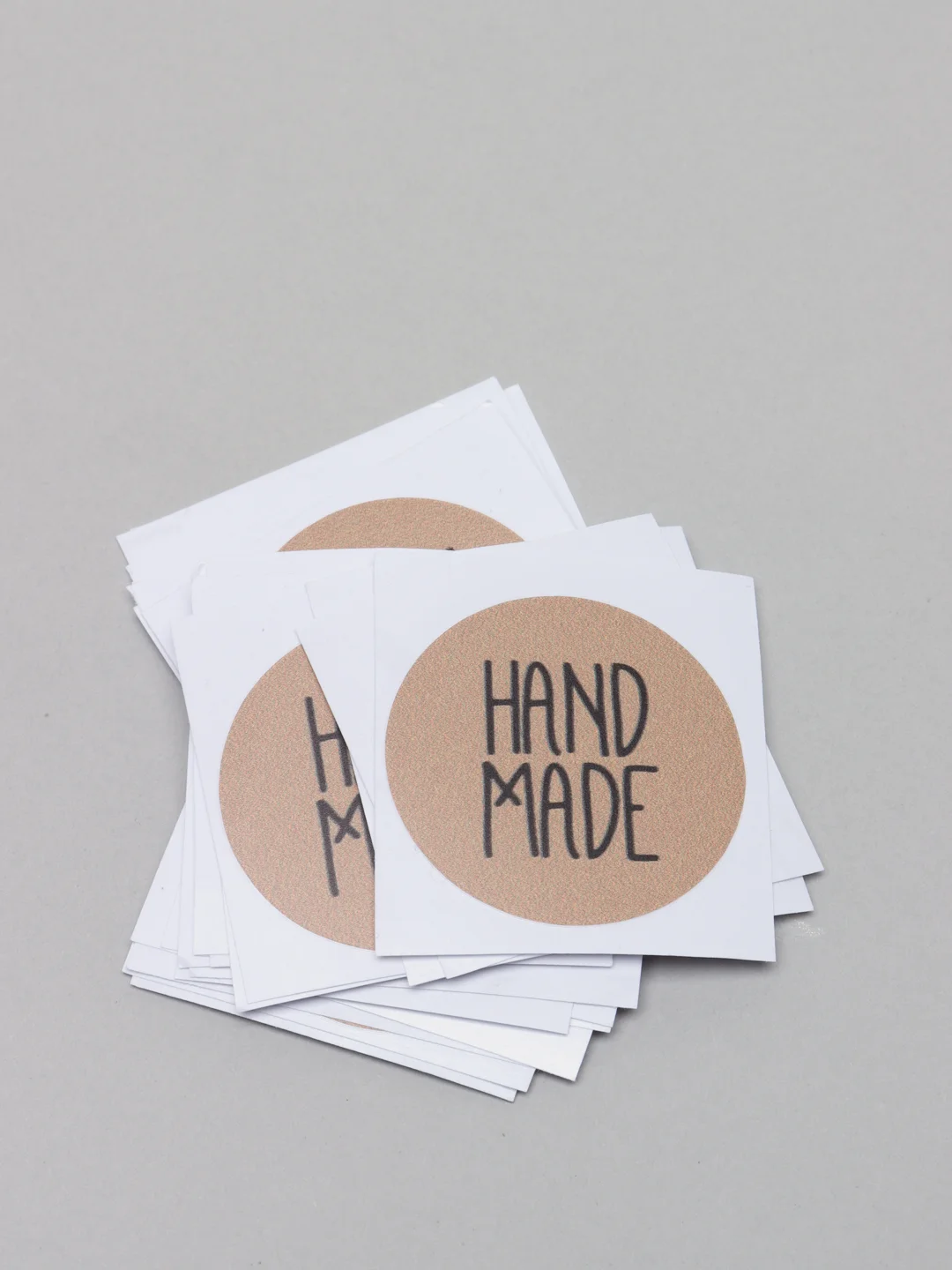Красный наклейки "handmade"