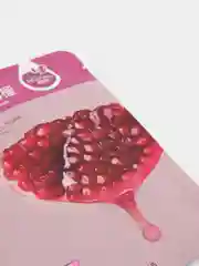 Красный увлажняющая тканевая маска для лица