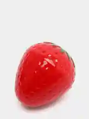 Увлажняющий бальзам для губ / Бальзам для губ в форме клубники / Гигиеническая помада