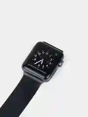 Черный ремешок для Apple Watch, "Миланская петля"