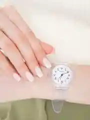 Белый легкие женские наручные часы , тонкие