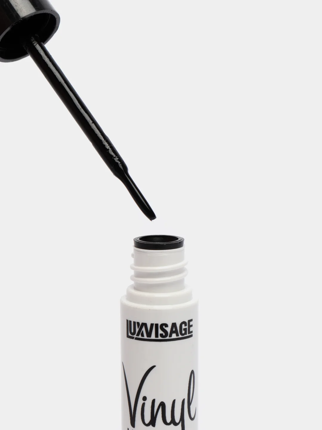 Подводка для глаз LUXVISAGE Vinyl Ink ultra black