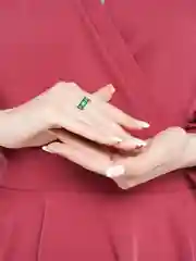 Лесной зеленый широкое сверкающее кольцо с кристалами/ модное кольцо со стразами/ инста стиль