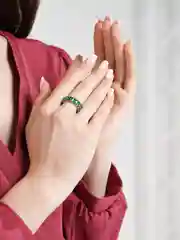 Лесной зеленый широкое сверкающее кольцо с кристалами/ модное кольцо со стразами/ инста стиль