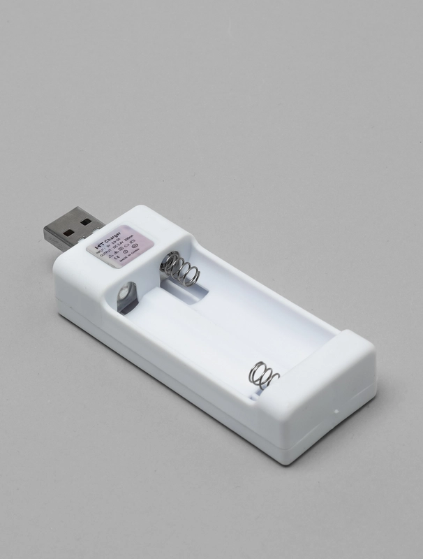 USB Зарядное устройство для двух АА аккумуляторов