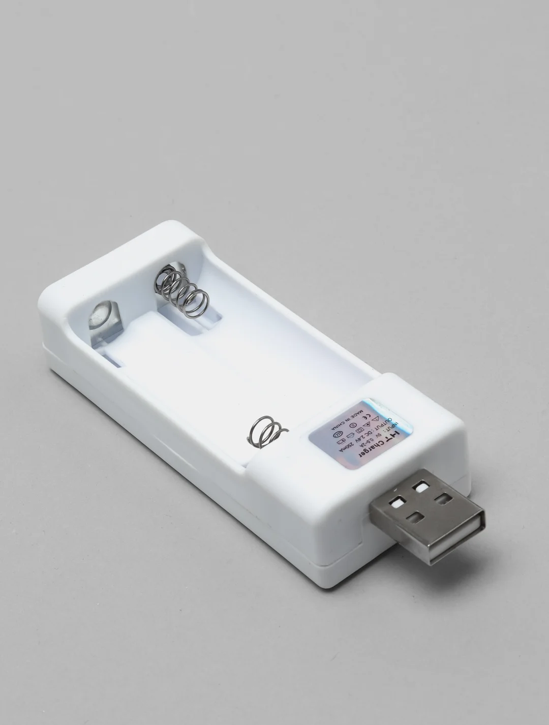 USB Зарядное устройство для двух АА аккумуляторов