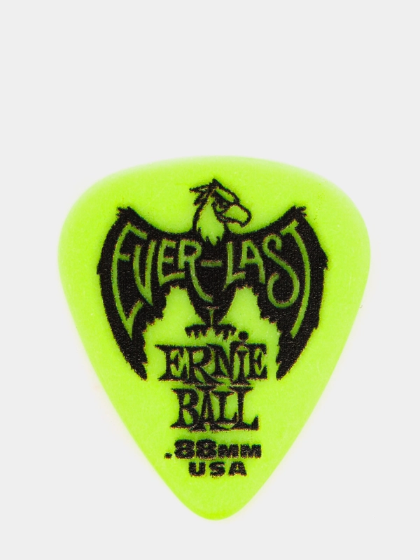 Медиатор Ernie Ball, светится при неоновом освещении, зелёный