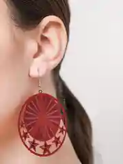 Бордовый серьги "Пацифист"