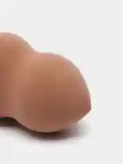 Коричневый спонж для макияжа