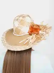 Коричневый шляпа женская