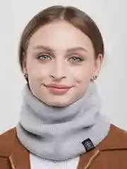 Серый шарф утепленный