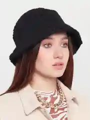 Черный панама утеплённая женская