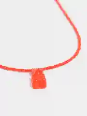 Алый чокер из бисера с мишкой