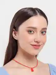 Алый чокер из бисера с мишкой