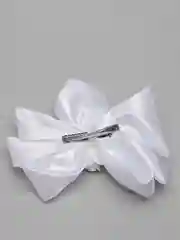 Белый атласный бант на зажиме