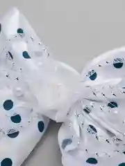 Синий бант белый