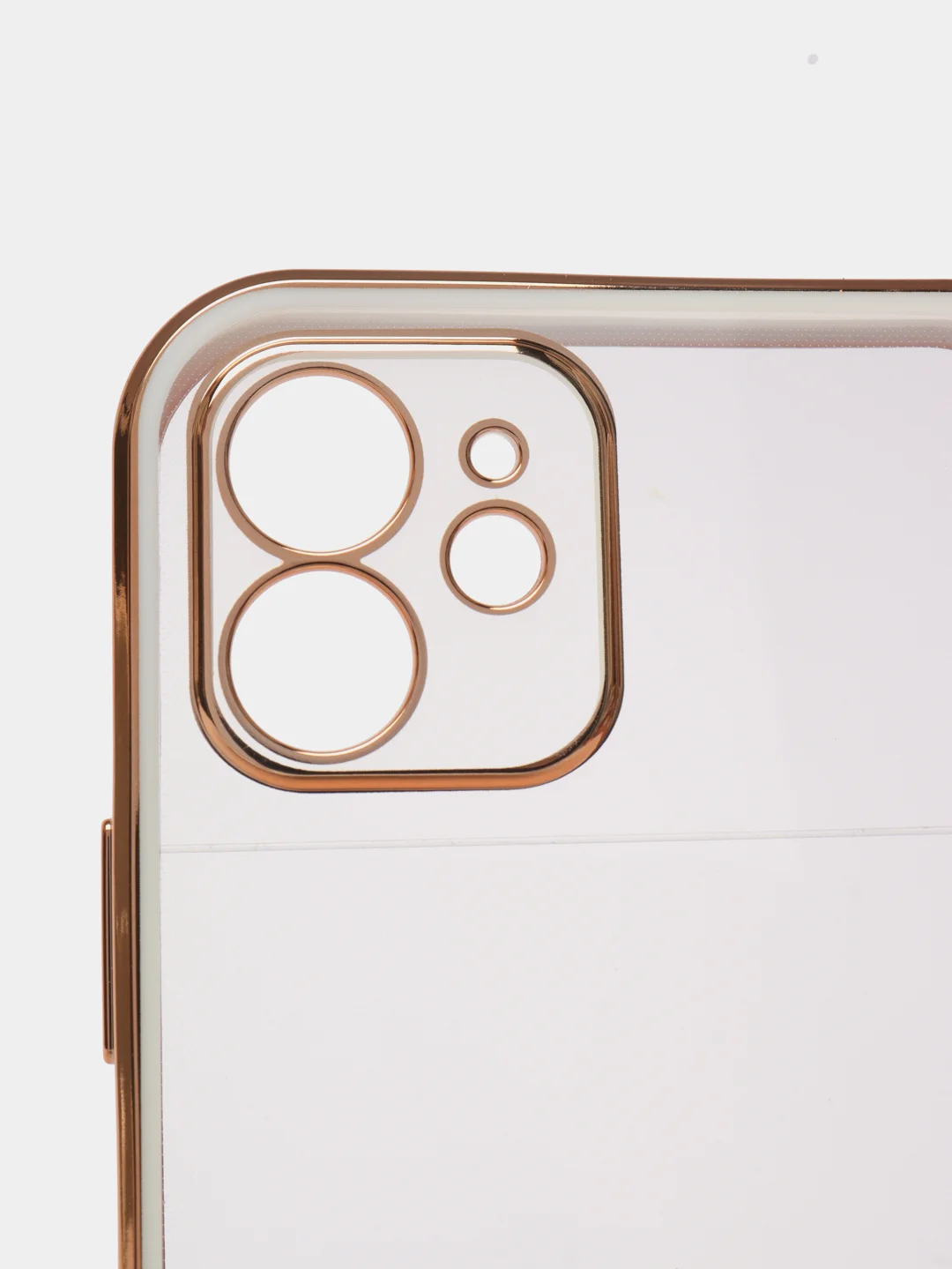 Белый чехол силиконовый с золотым ободком iPhone 12