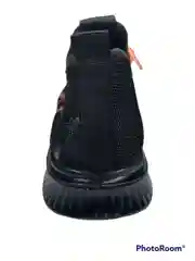 Мужские кроссовки