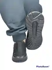 Мужские кроссовки