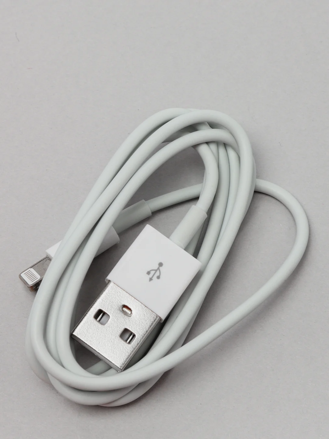 Кабель USB-Lightning для Айфон / IPhone, iPod, iPhone, iPad Apple, 1м