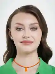 Оранжевый чокер из бисера с мишкой