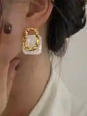 Серьги с пластиковыми вставками, золотые
