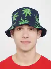 Бордовый панама принт конопля