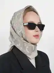 Серый женский шелковый платок