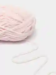 Конфетный пряжа плюшевая YarnArt "Dolce Baby", 100% микрополиэстер, 50 г, 85 м