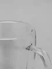 Кружка с двойными стенками
