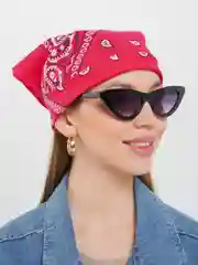 Алый бандана
