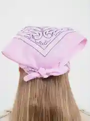 Розовый бандана