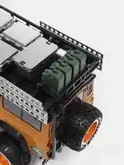 Коричневый металлическая машинка Newao Model 1:28 Land Rover Defender A2833B
