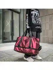 Бордовый дорожная сумка
