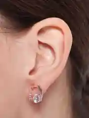 Серьги женские в стиле известного бренда